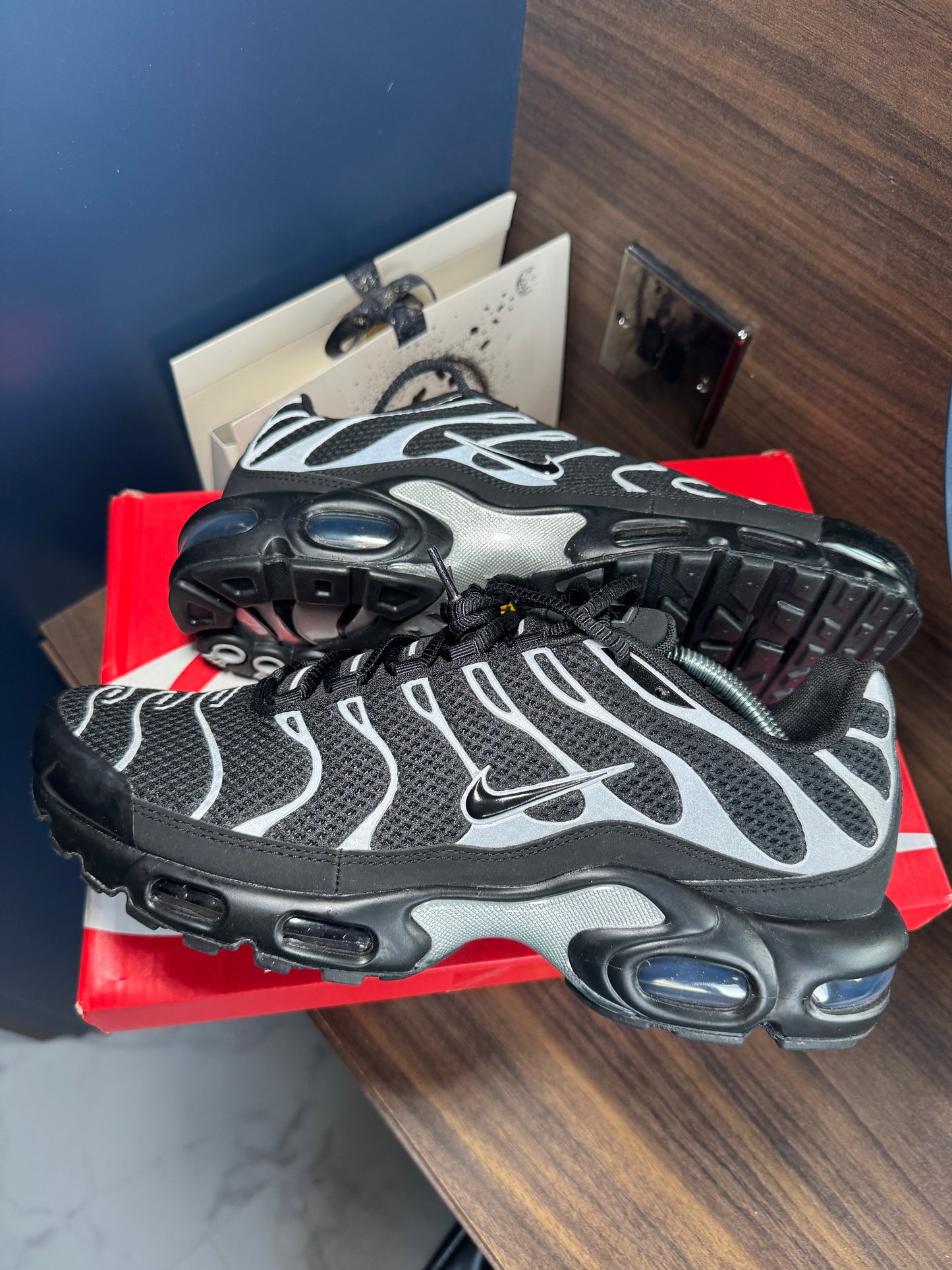 Nike Air Max Plus - Reflective Black