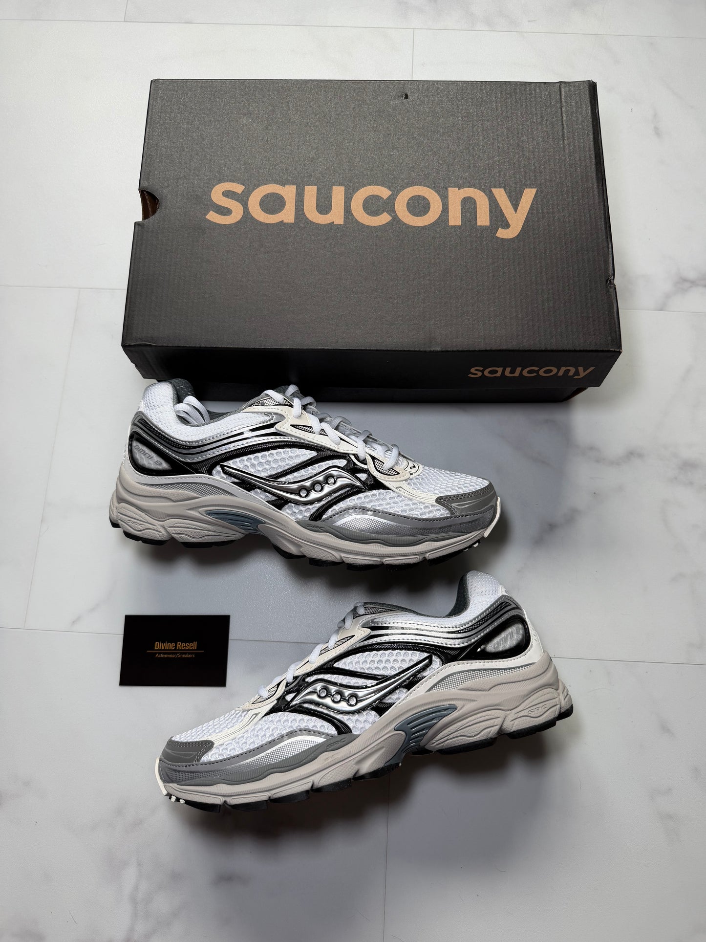 Saucony Progrid Omni 9 - White/Cream