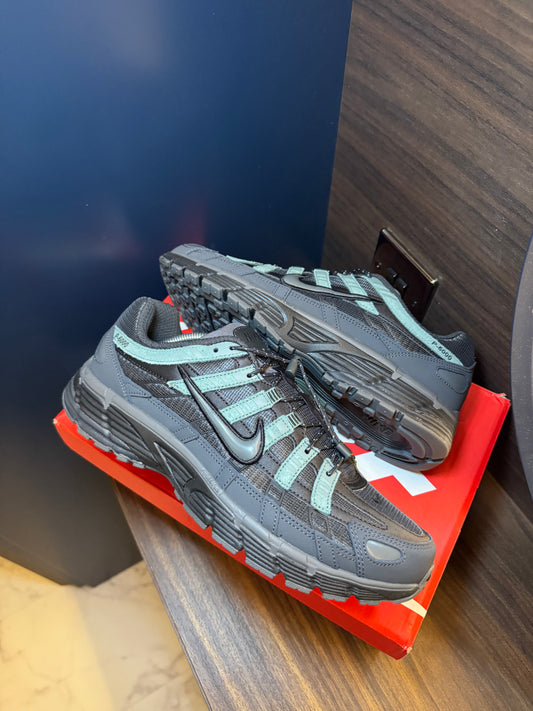 Nike P6000 - Utility Green